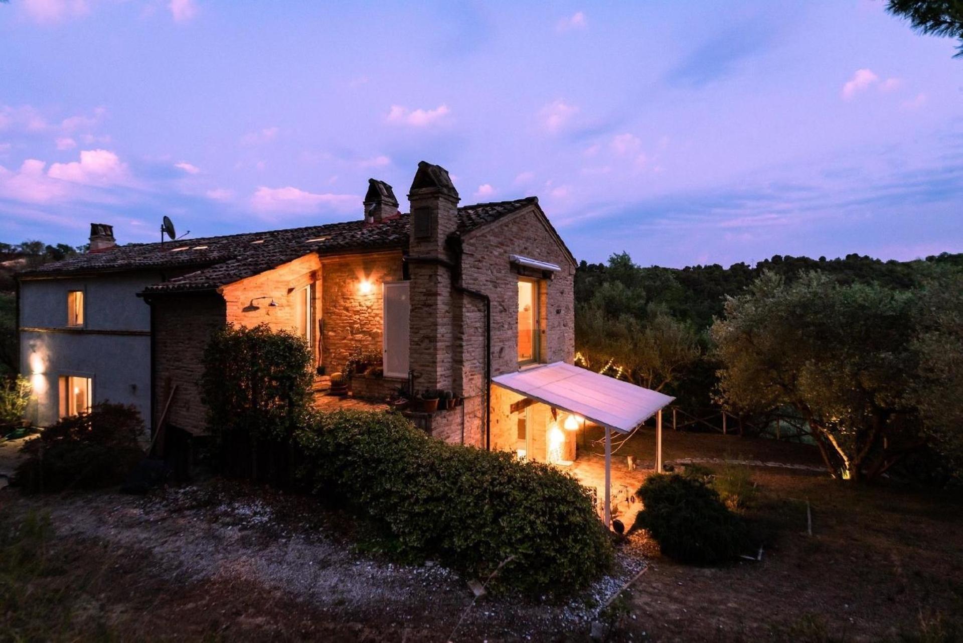 Meernahes Ferienhaus Casa Cantagallo Mit Pool Villa Fermo Exterior foto